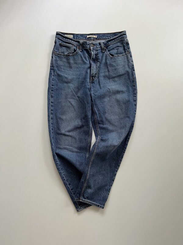 Levi's 80s Mom Jeans