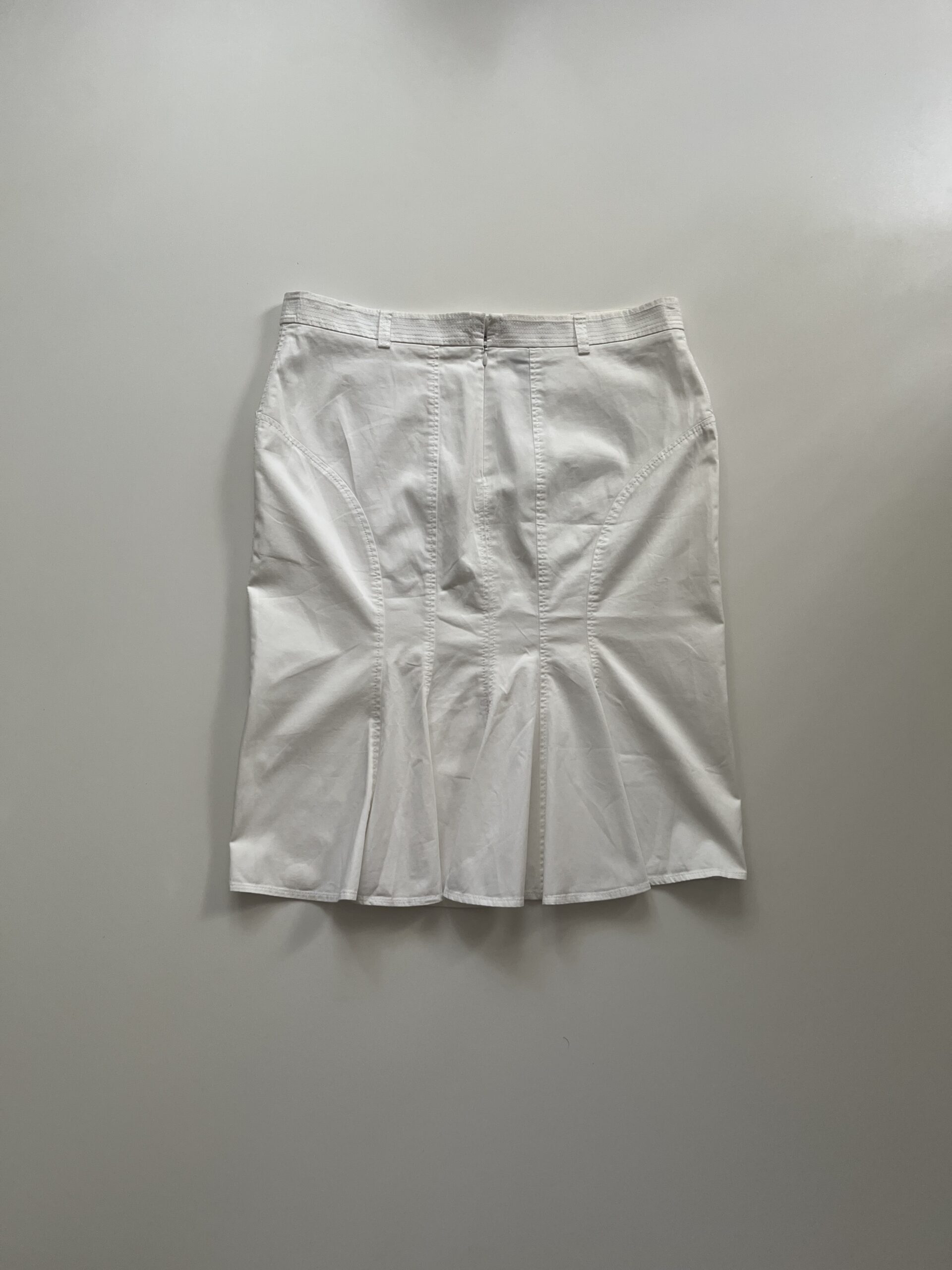 Armani Collezioni White Skirt - Image 5